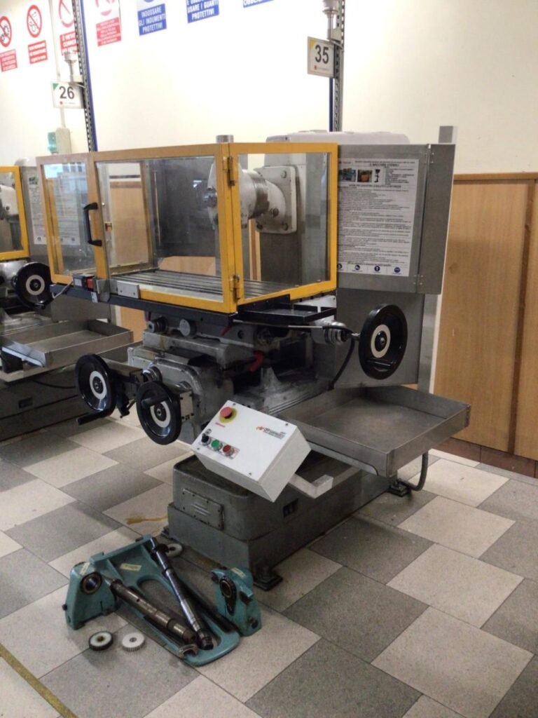 jtc fresatrice milling machine Tiger machine tool macchinario usato2