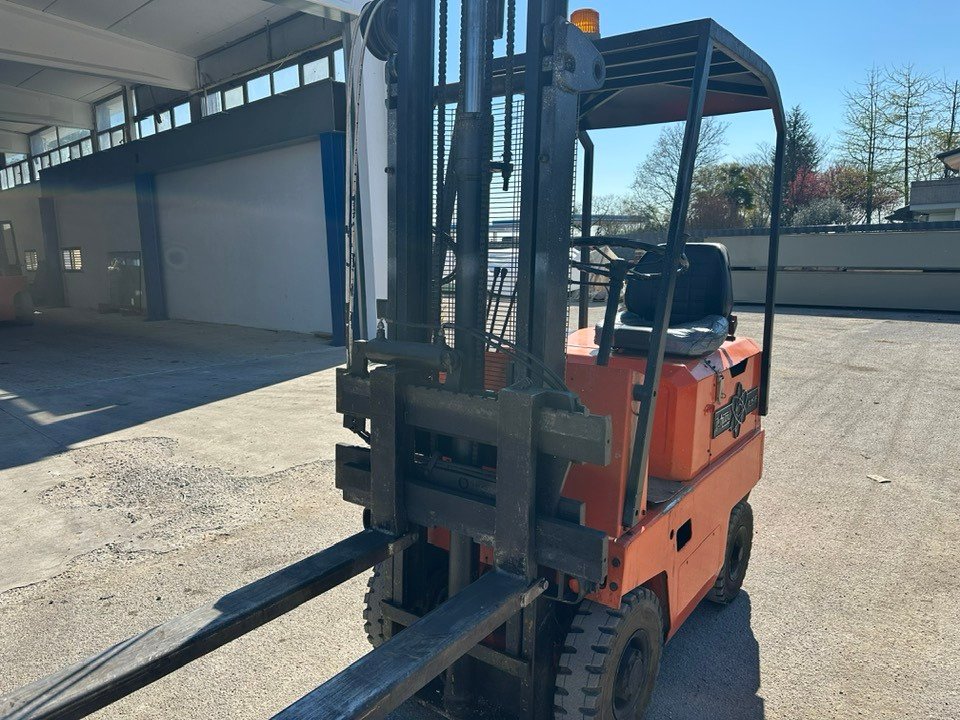 jtc machine tool macchinario industriale usato carrello elevatore commercio vendita4