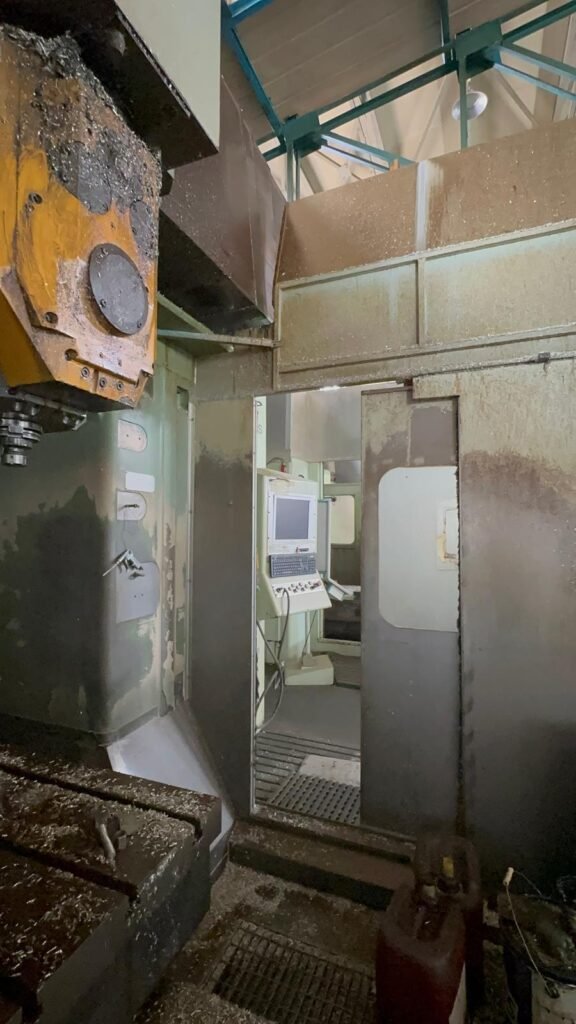 VMC JOBS JO MACH 241:5 machine tool macchinario commercio vendita 2