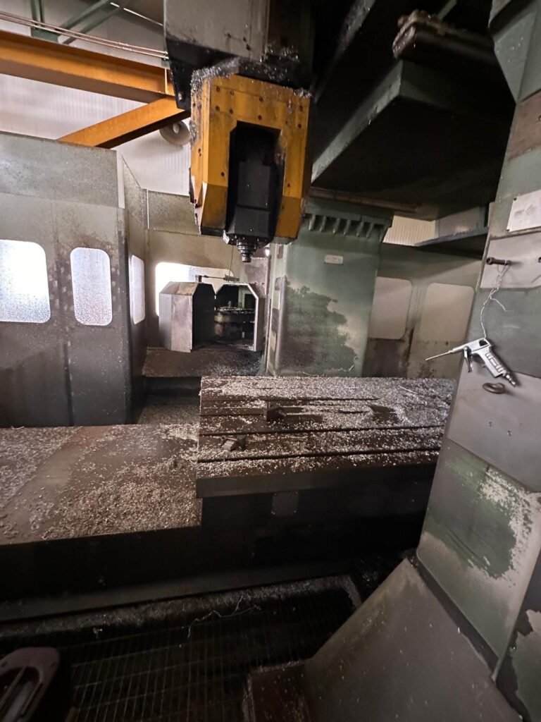 VMC JOBS JO MACH 241:5 machine tool macchinario commercio vendita 6