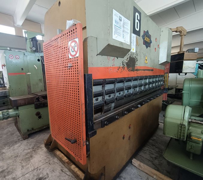 Pressbrake SOMO JTCsrl used machine tools3