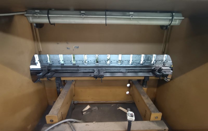 Pressbrake SOMO JTCsrl used machine tools6
