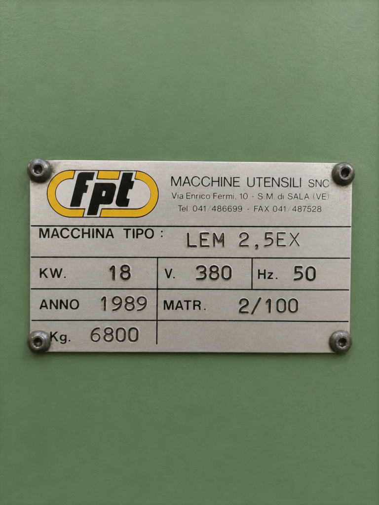 01 fpt nameplate