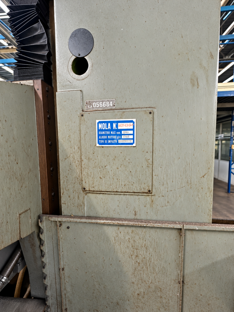 GRINDING CAMUT 6151