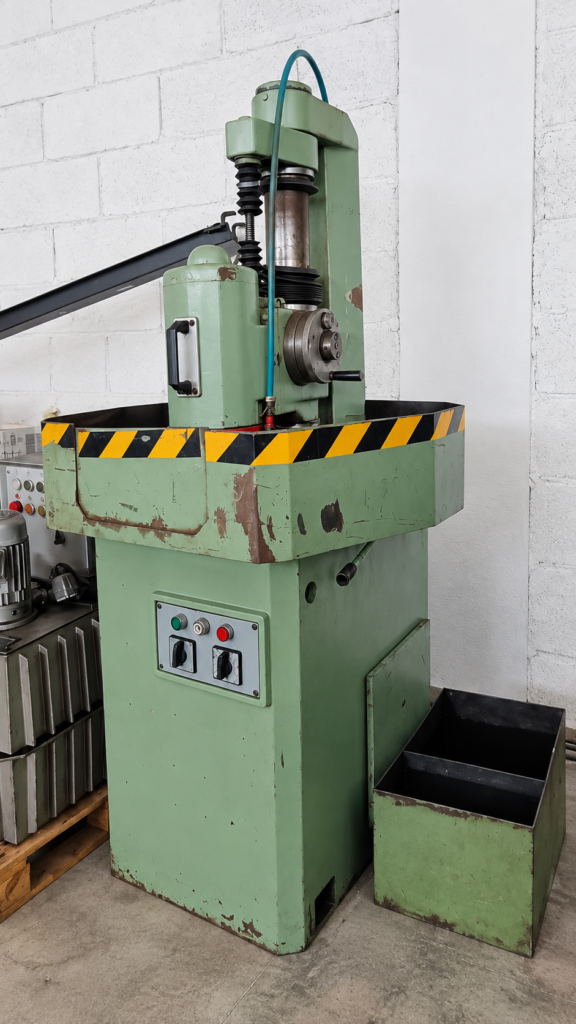 CONVENTIONAL CUP GRINDER JTC1